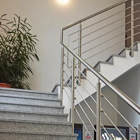 Hotel Joos 2*